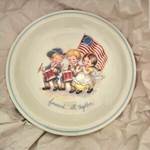Vintage Patriotic Bicentennial White Ceramic Collector's Plate